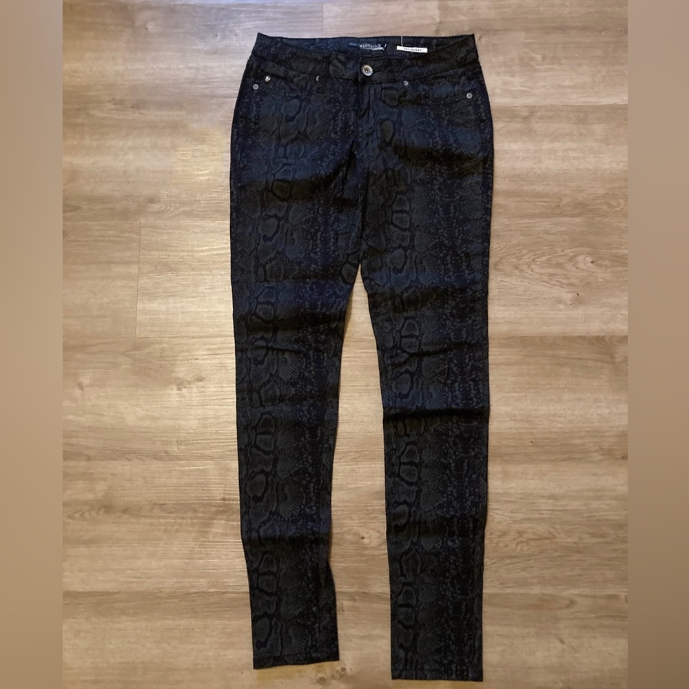 Snakeskin pattern lovesick jeans